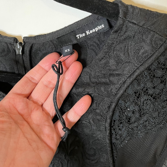 The Kooples Black Mini Sheath Dress Mesh & Lace Cap Sleeves Damask Jacquard XS - Picture 5 of 13